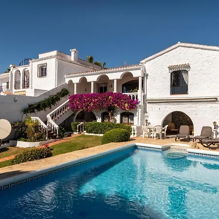 Lilas, Villa